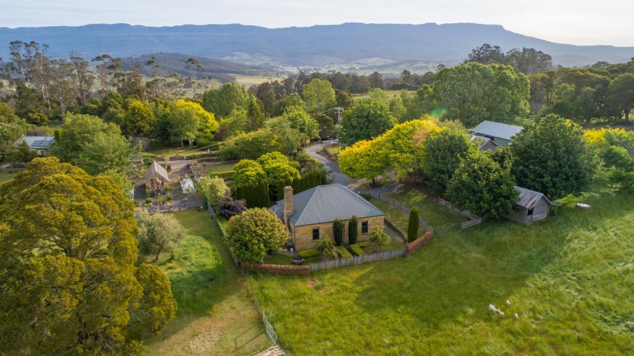 Blackwood Park Cottages Mole Creek Esterno foto