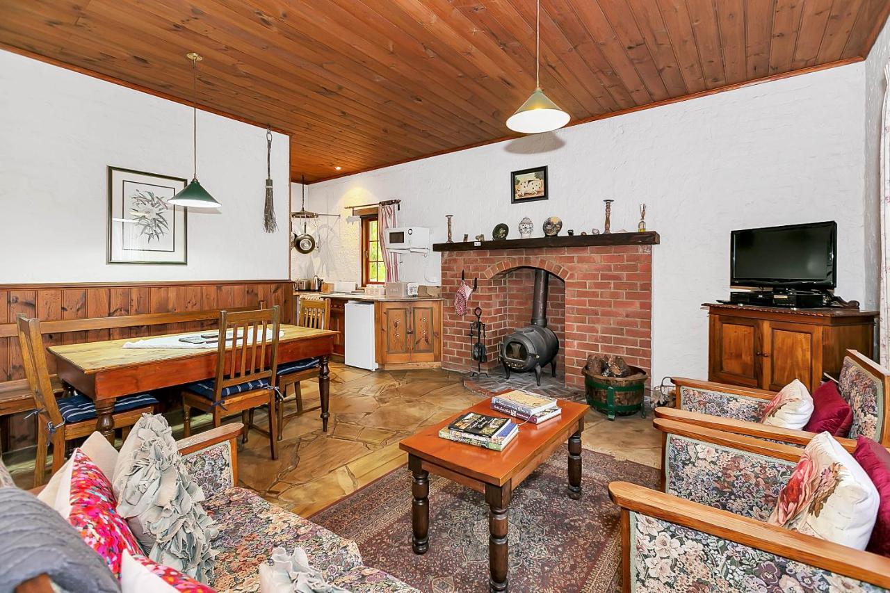 Blackwood Park Cottages Mole Creek Esterno foto